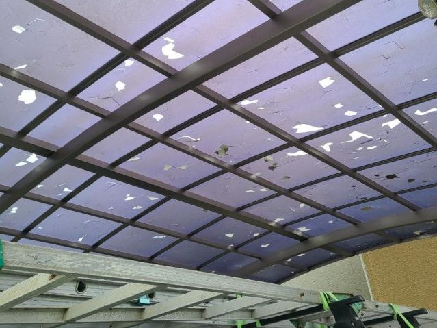 姫路市の雹害を受けたカーポート